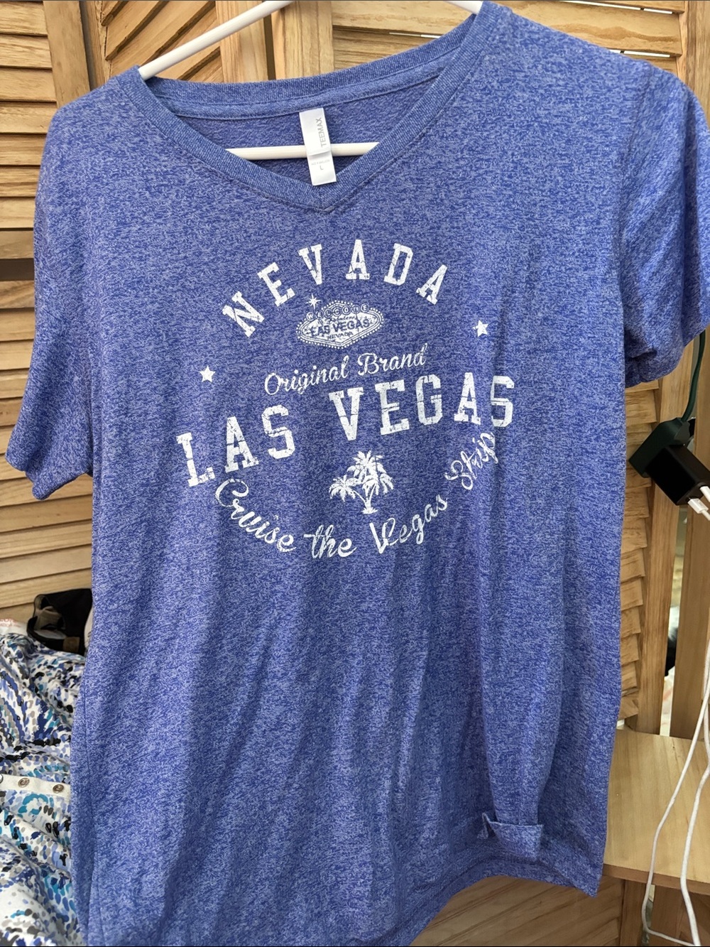 Teemax Blue Heather Las Vegas V-Neck Graphic Tee Large